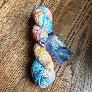 Sock Obsession Yarn DK Weight Variegated Superwash Merino Wool NWT Pink Pastel